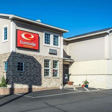 Econo Lodge & Suites Airport North Syracuse Esterno foto