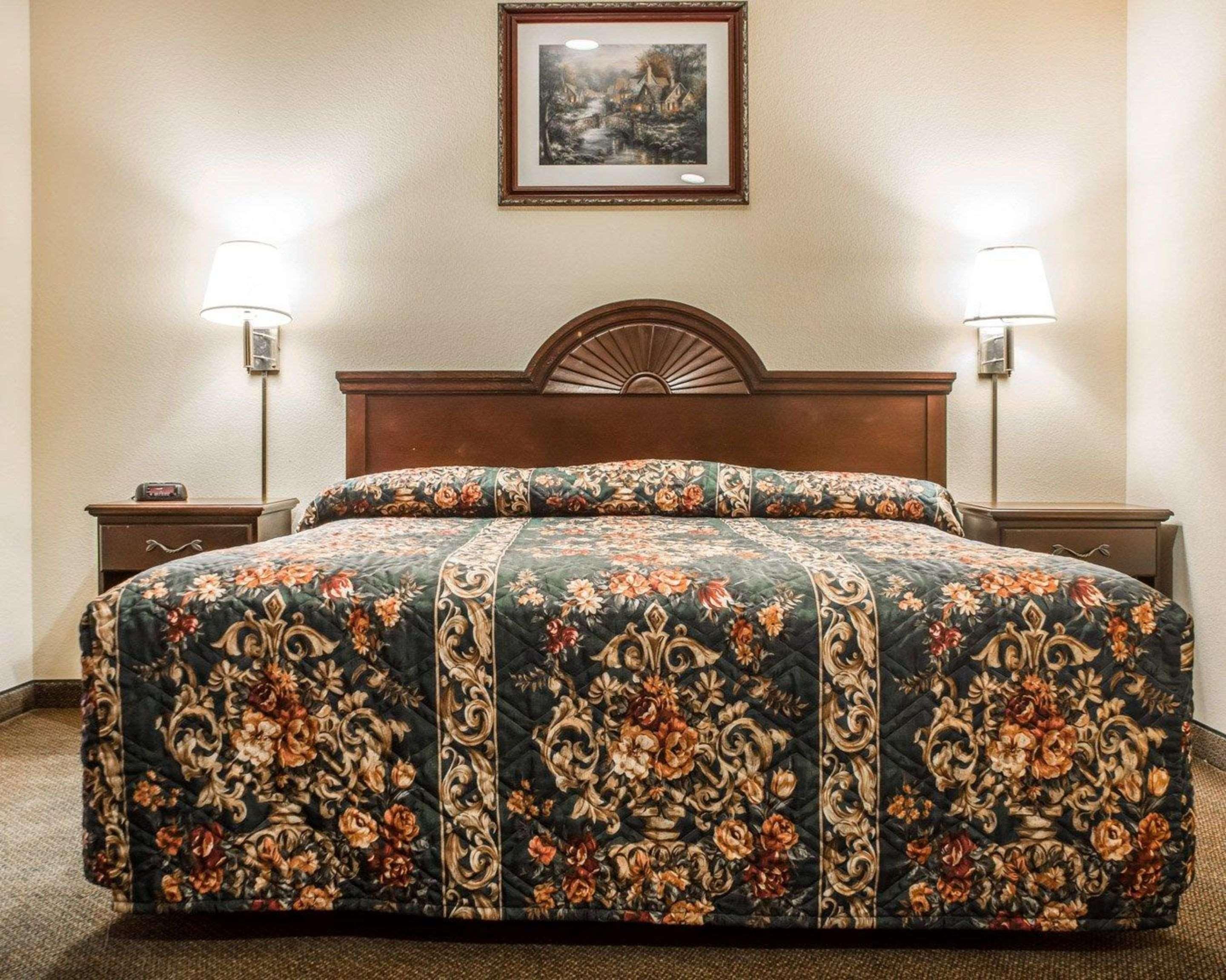 Econo Lodge & Suites Airport North Syracuse Esterno foto