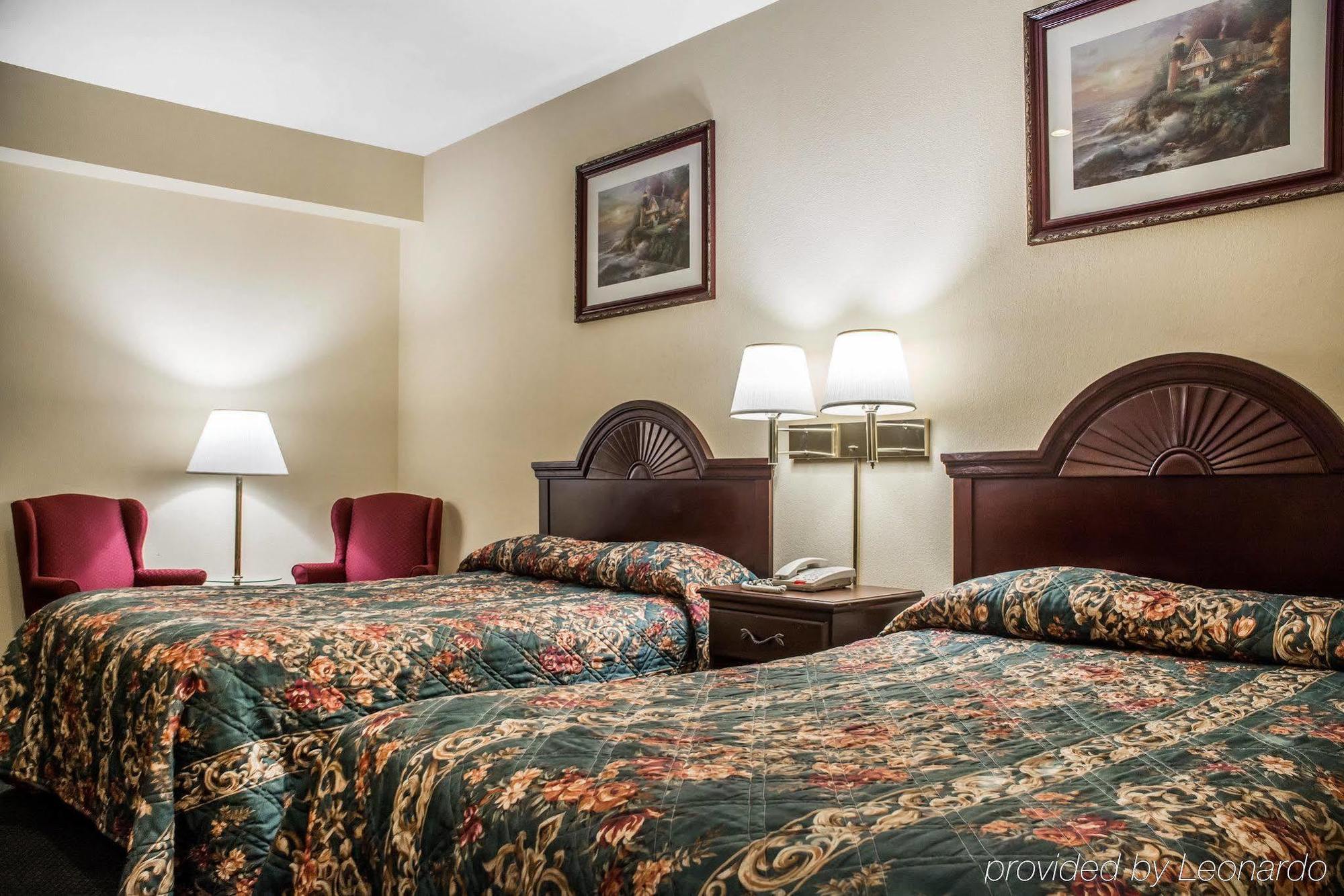 Econo Lodge & Suites Airport North Syracuse Esterno foto