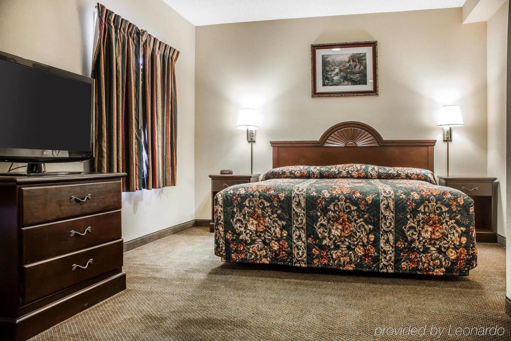 Econo Lodge & Suites Airport North Syracuse Esterno foto